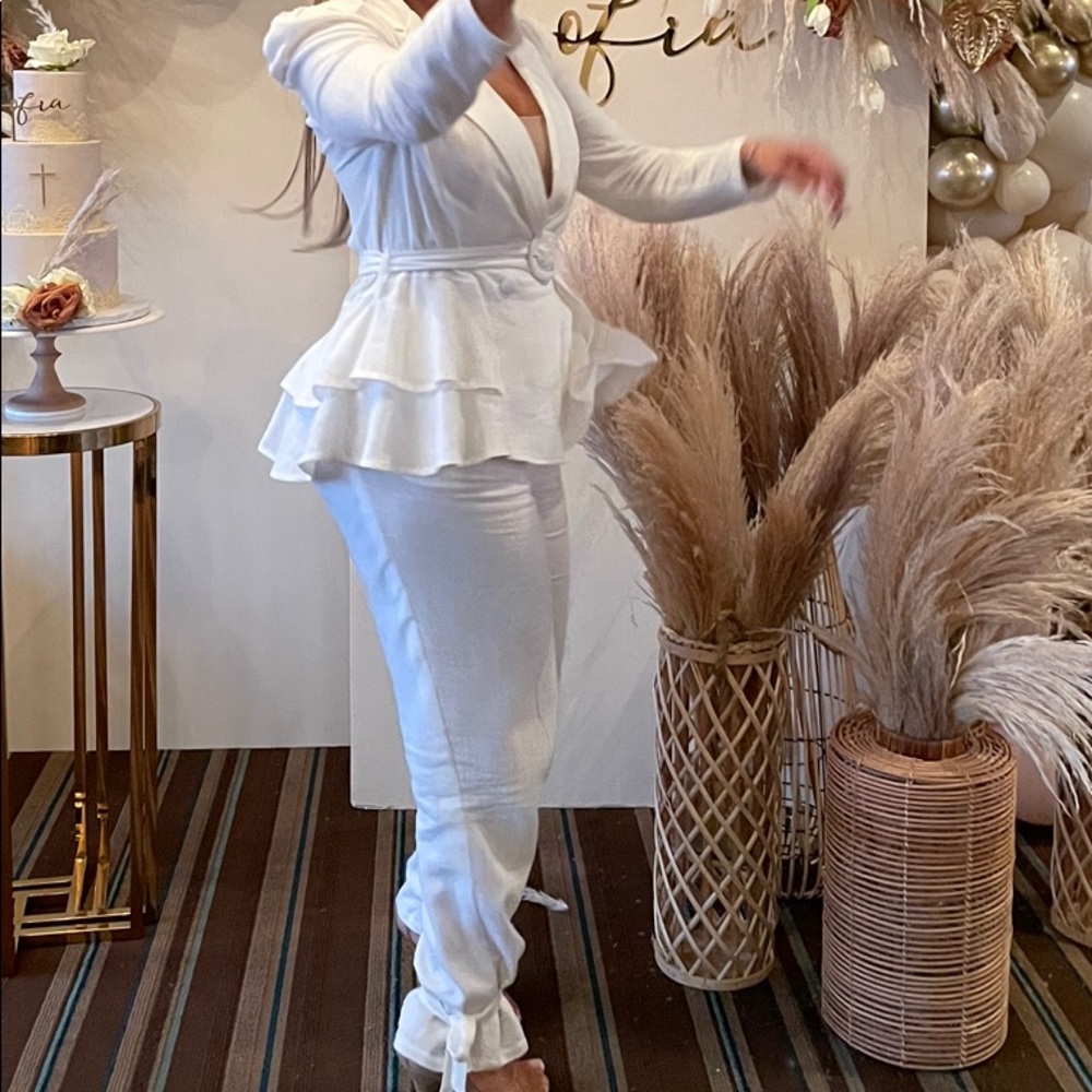 Ivory linen set